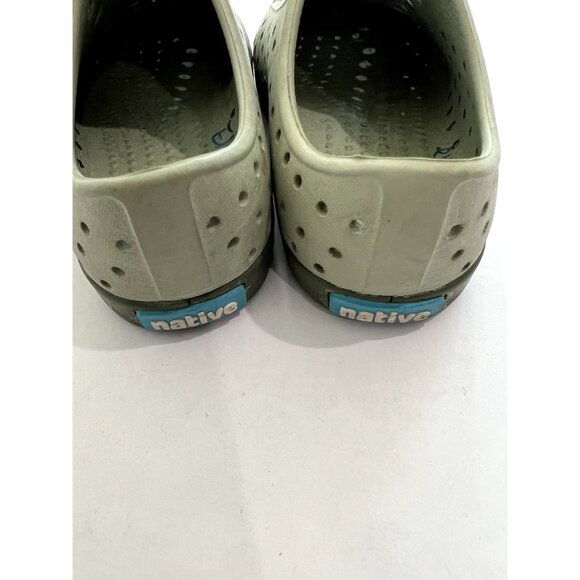 Native Jefferson Shoes in Green - Picture 5 of 5